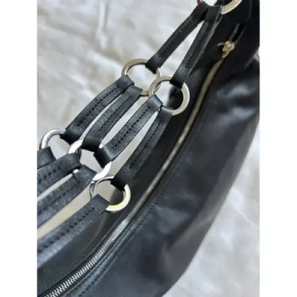 Longchamp Black Leather Shoulder Bag - Picture 6 of 11